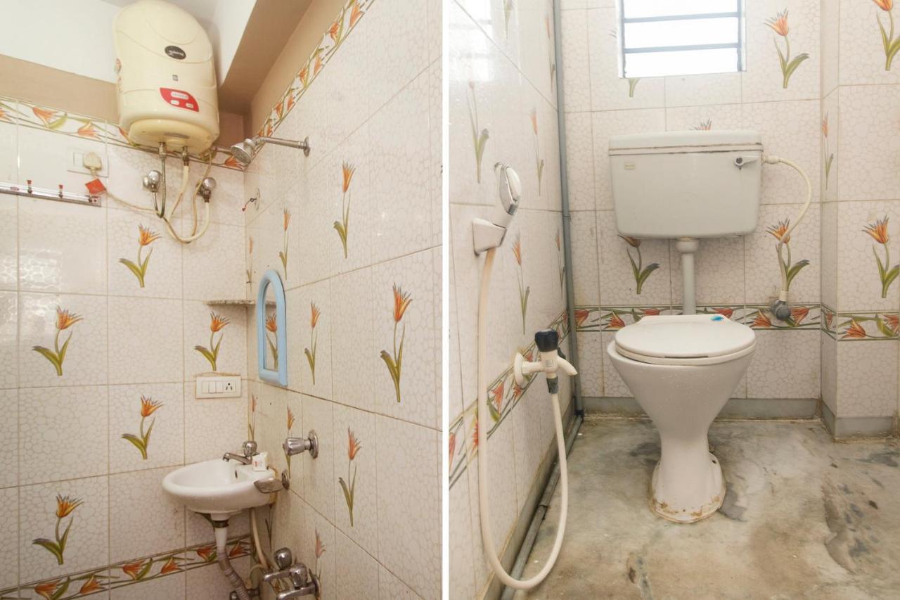 Oyo 16064 Tirupati Lodge Siliguri Extérieur photo